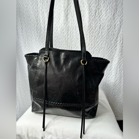 HOBO Handbags - HOBO Praise Leather Tote Bag in Black